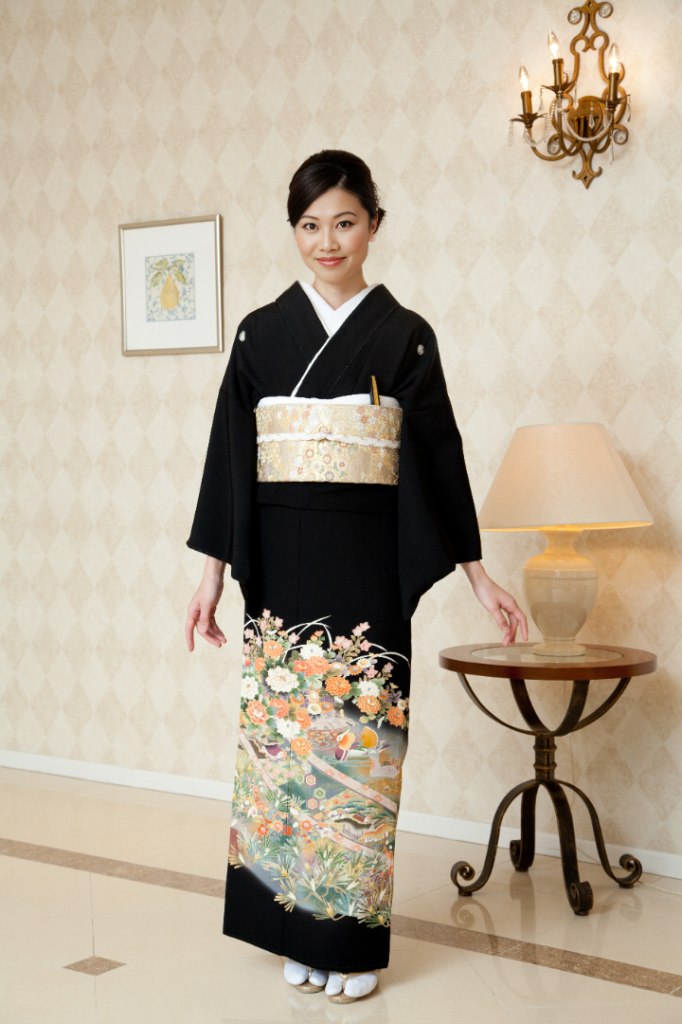 30代向けの留袖｜黒留袖のレンタル専門店-和匠WASHOU